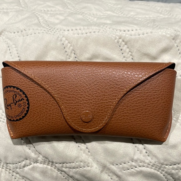 Ray-ban case - Picture 1 of 3